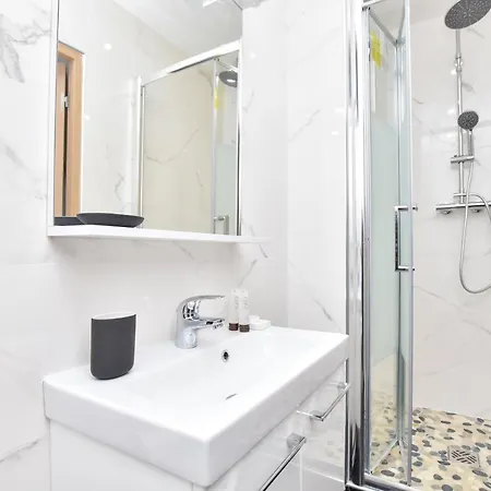 Διαμέρισμα Authentic - 1br-4p - La *