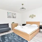 Authentic - 1br-4p - La Apartmán *